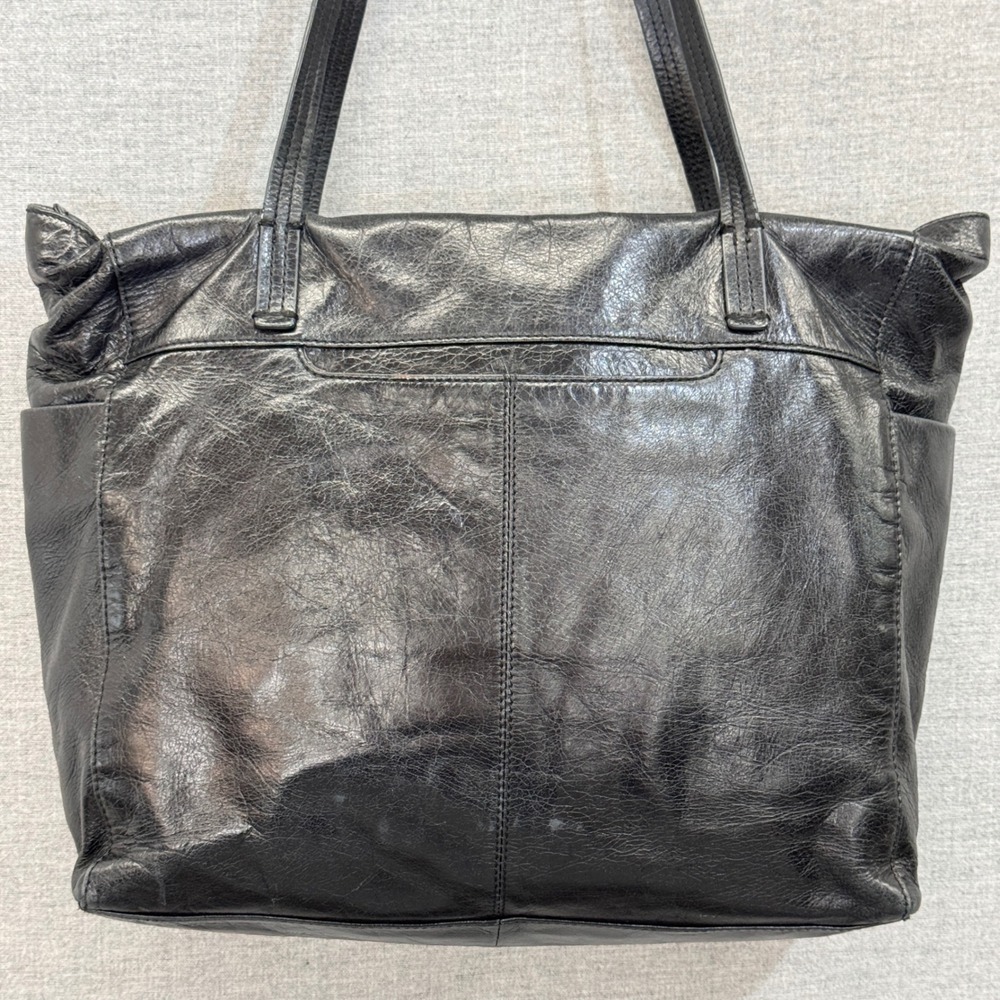 Hobo International Black Leather Tote Shoulder Bag Large Pocket Book Brass Zip - Picture 3 of 13